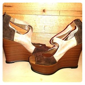 Jessica Simpson wedges